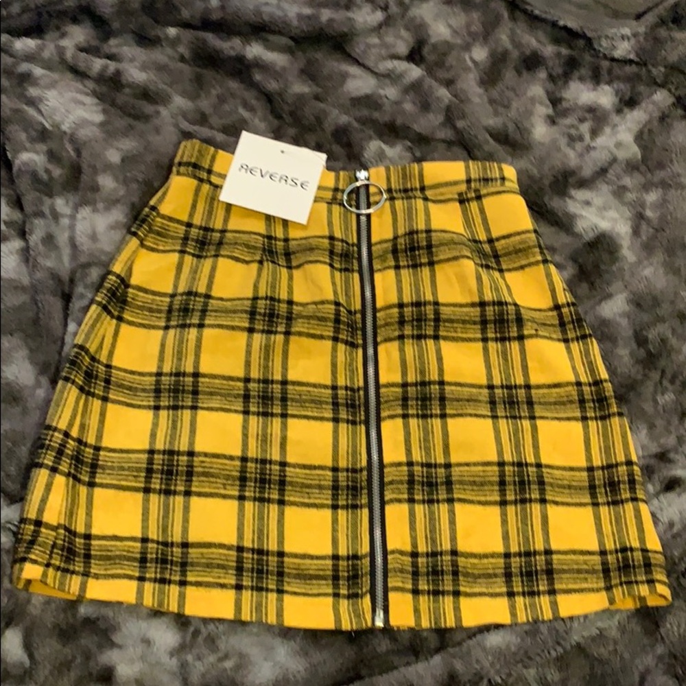 Brand new! Yellow striped zip up skirt